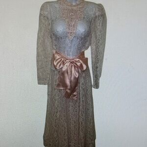 JCPenney Lace Dress with Satin Bow - Cream and Pink